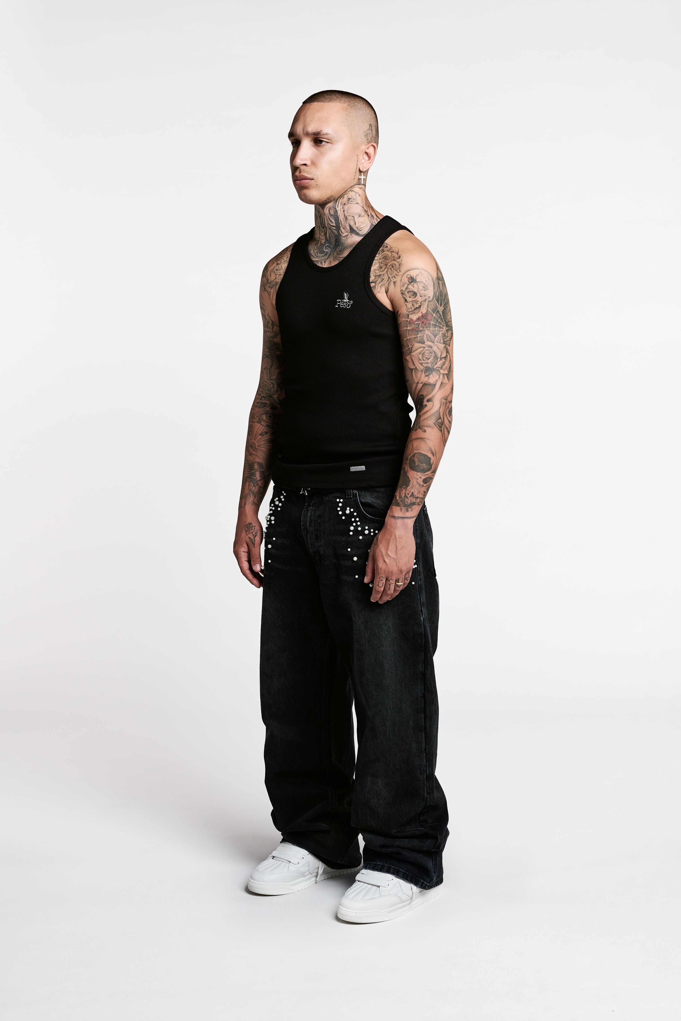 Schwarzes Tanktop mit schwerem Rippstrick